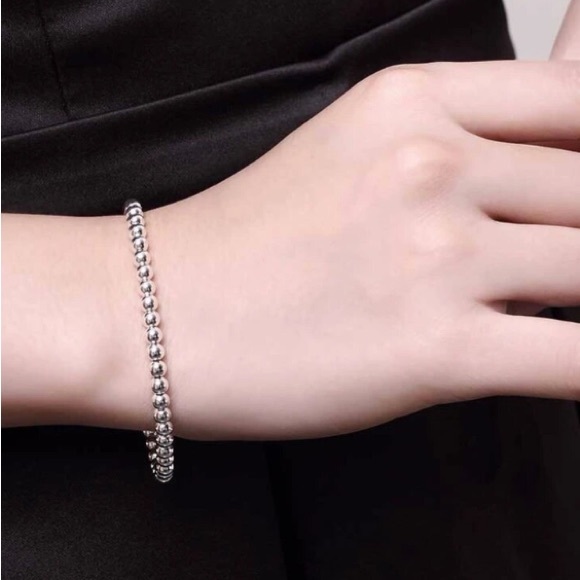 💫 Dainty Beads Sterling Silver Bracelet - Picture 3 of 3